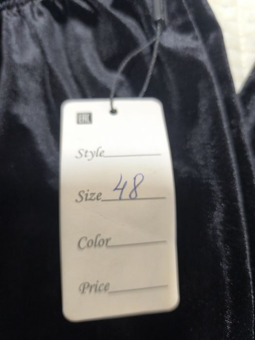 Новые вещи на девочку 46-48размера