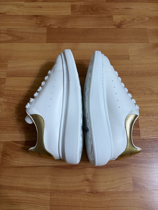 Alexander McQueen 43