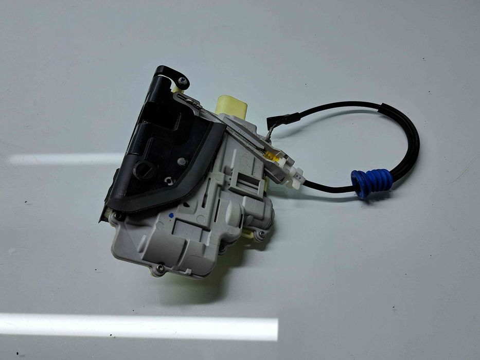 Broasca usa dreapta spate Volkswagen Tiguan (5N) [Fabr 2007-2016] 3C48