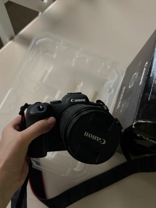 Продаю Canon EOS R6