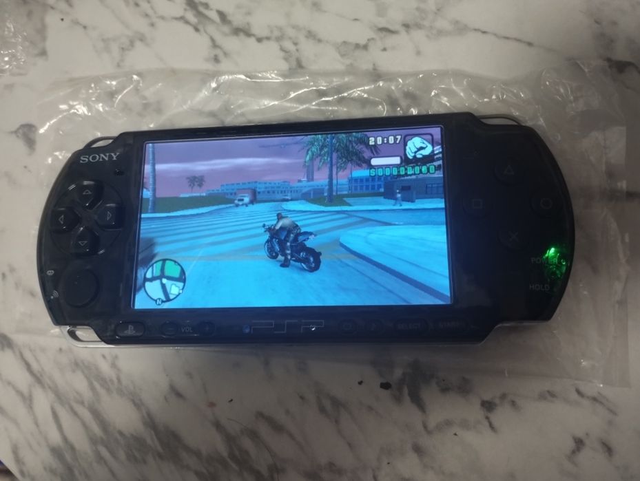 Assalom alekum Psp Sotiladi Limited My Edition Black 3000