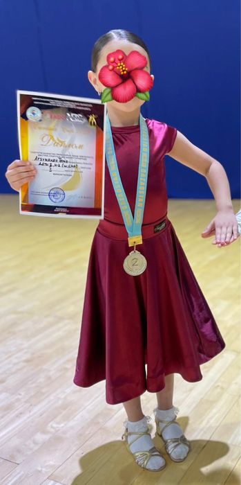 Продам рейтинговое платье