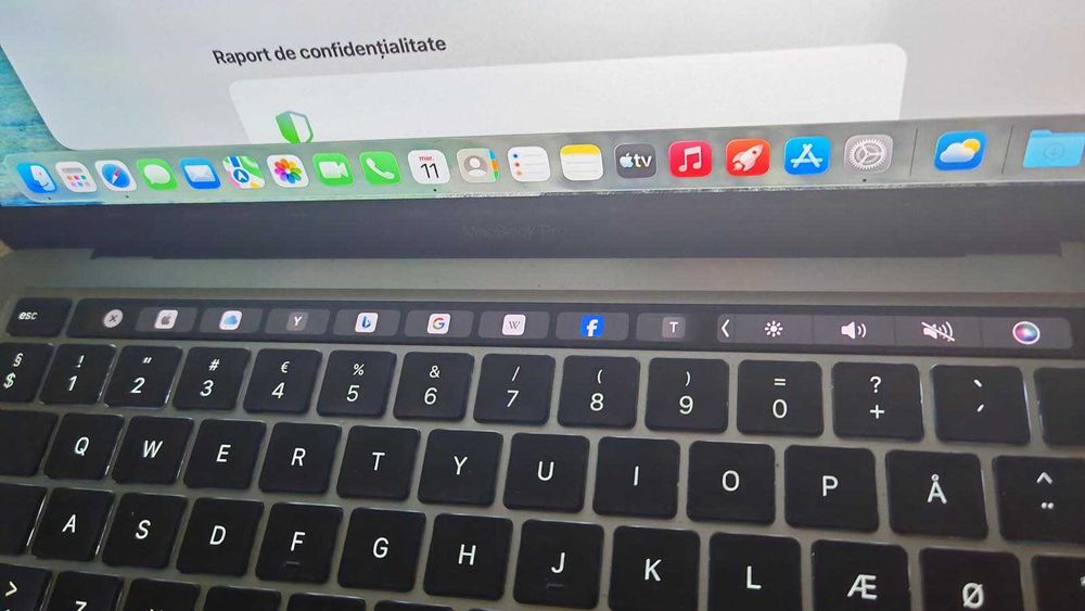 Macbook Pro M1 touchbar