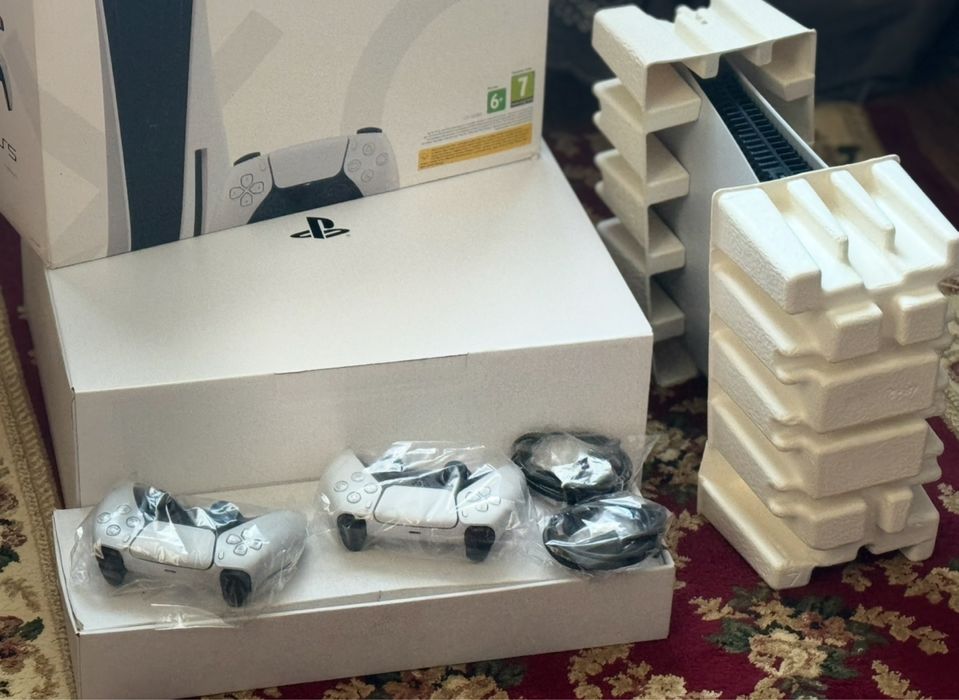 Sony PlayStation 5 825 8K HDR 4K/Новый Sony Ps 5 825GB Пс 5 коробка