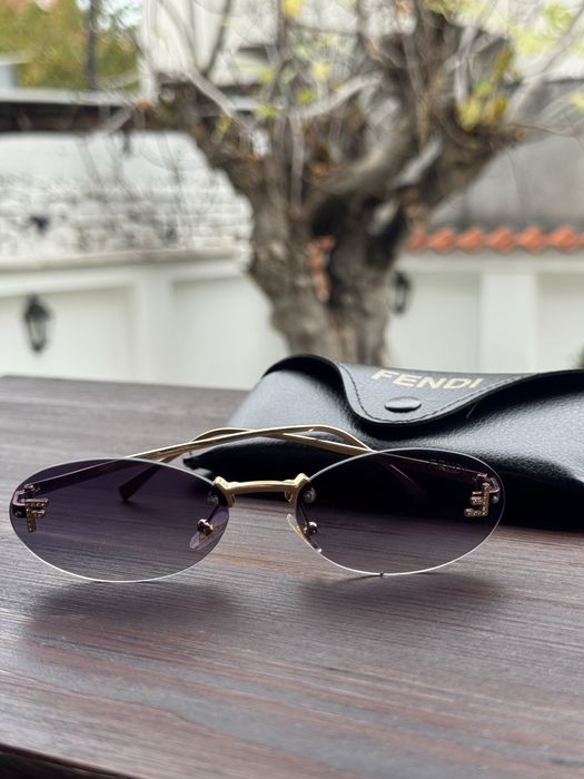 Слънчеви очила Fendi