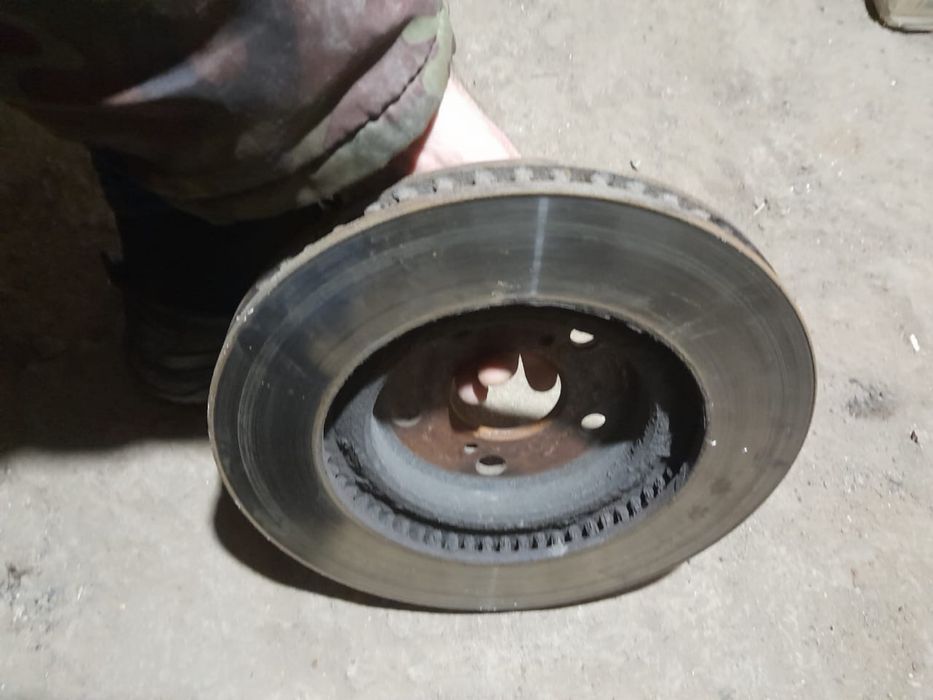 Продам тормозные диски