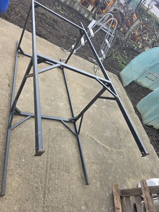 Suport pentru 2 bazine  1000 litri cub