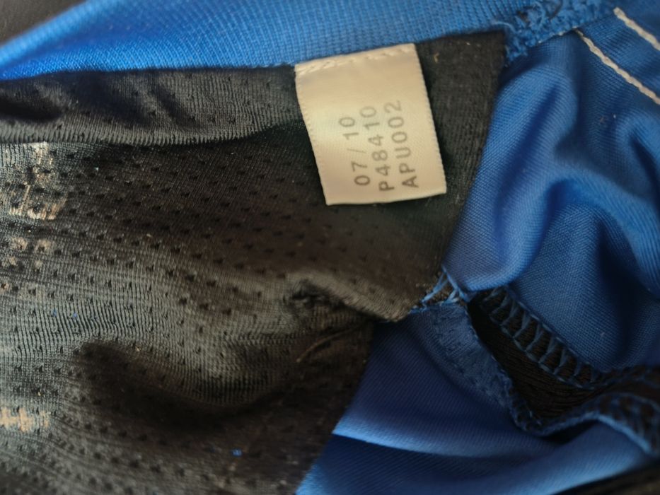 Vând tricou Adidas
