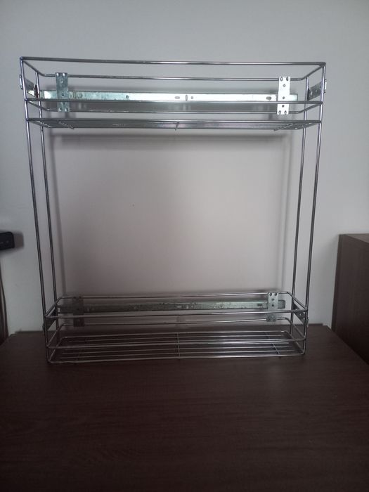 Бутылочница в кухню