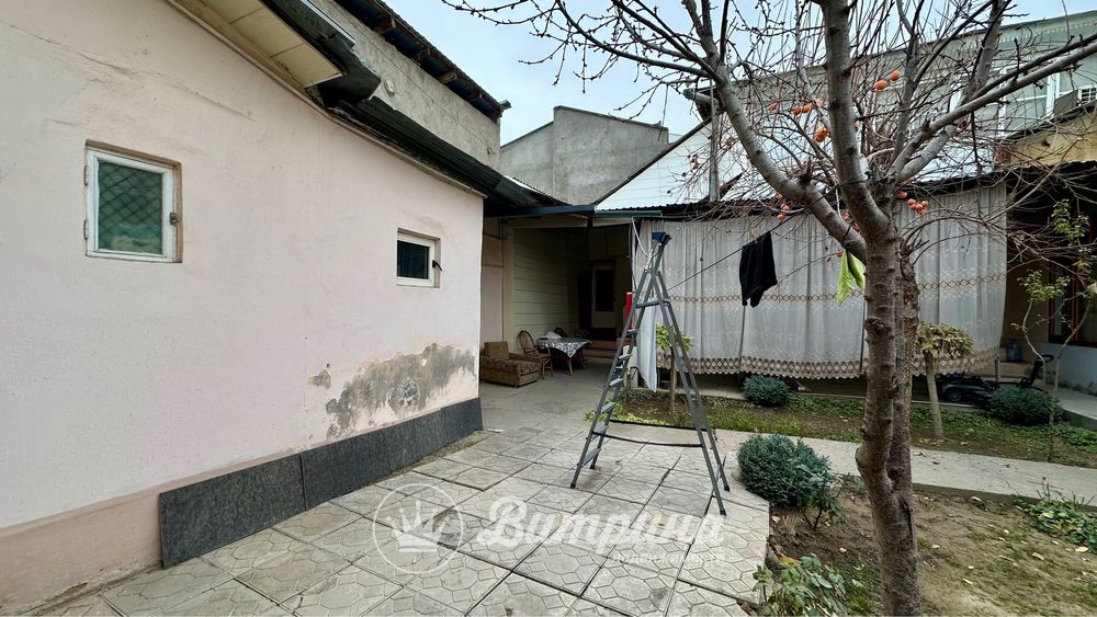 Земля в центре города 4,4 сотки под застройку