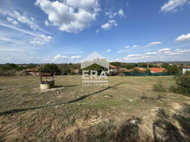 ЕКСКЛУЗИВНА ОФЕРТА! Парцел с отлични възможности в село Динево, Хасков