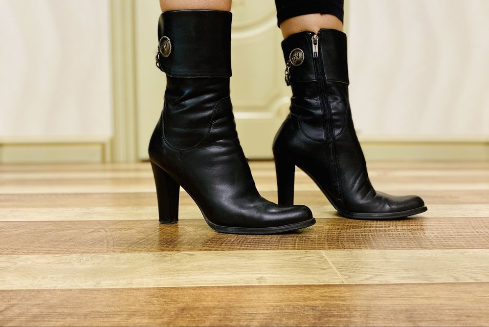 Продам женскую обувь 38 размер