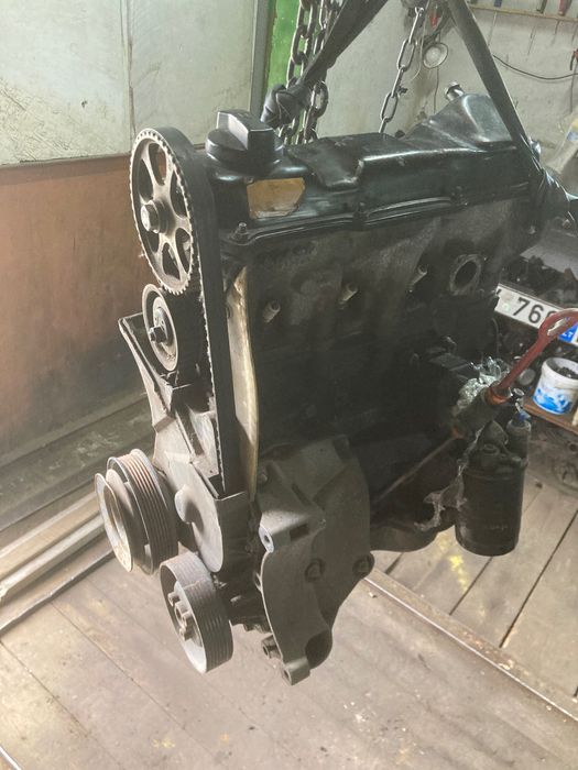 Двигатель Фольксваген Ауди 1.8