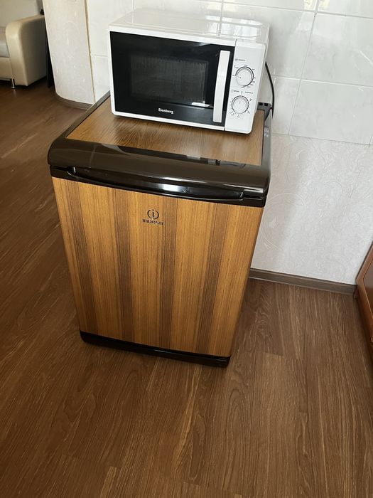 Холодильник indesit