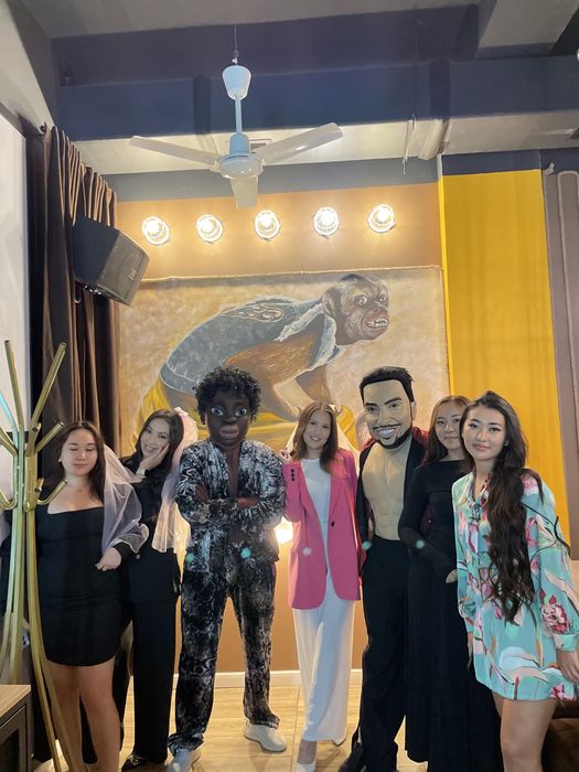 Аниматор взрослые , ростовые куклы