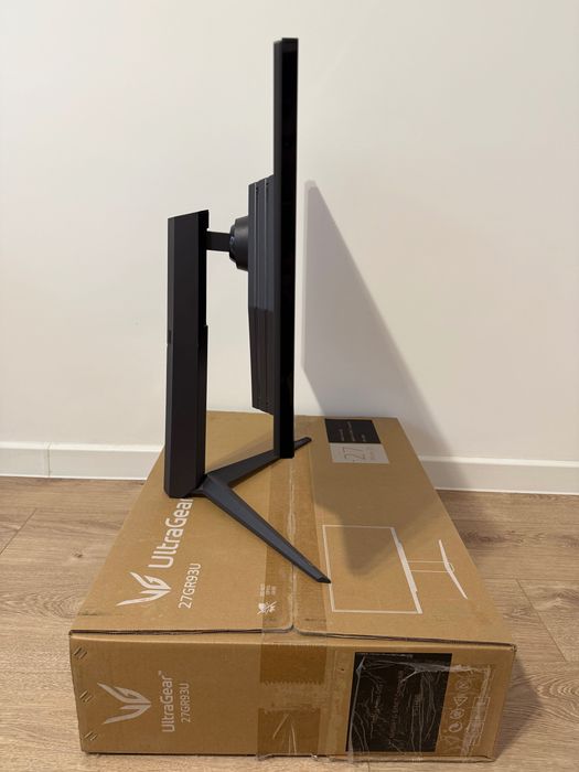 Monitor Gaming 27’’ LG UltraGear 27GR93U UHD(3840x2160), 144hz