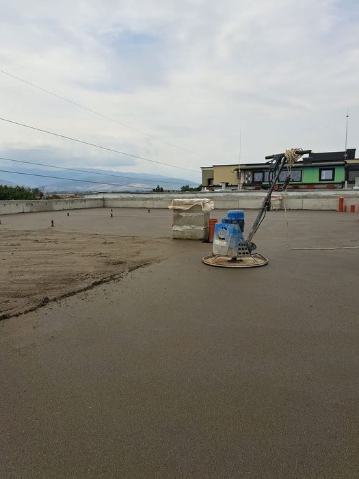 Полагане на Подова  замазка