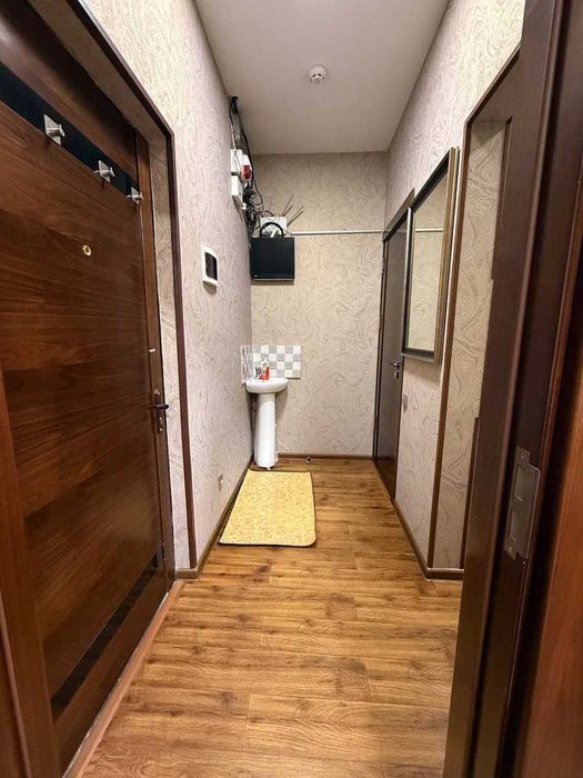 Nejiloy joy sotiladi birinchi liniyada joylashgan 1 etaj euro remont