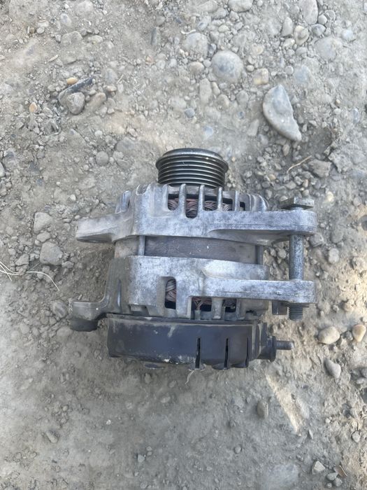 Kia bongo starter va Dinam sotiladi