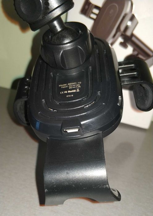 Suport telefon cu ventuza pt parbriz si incarcator wireless, Baseus