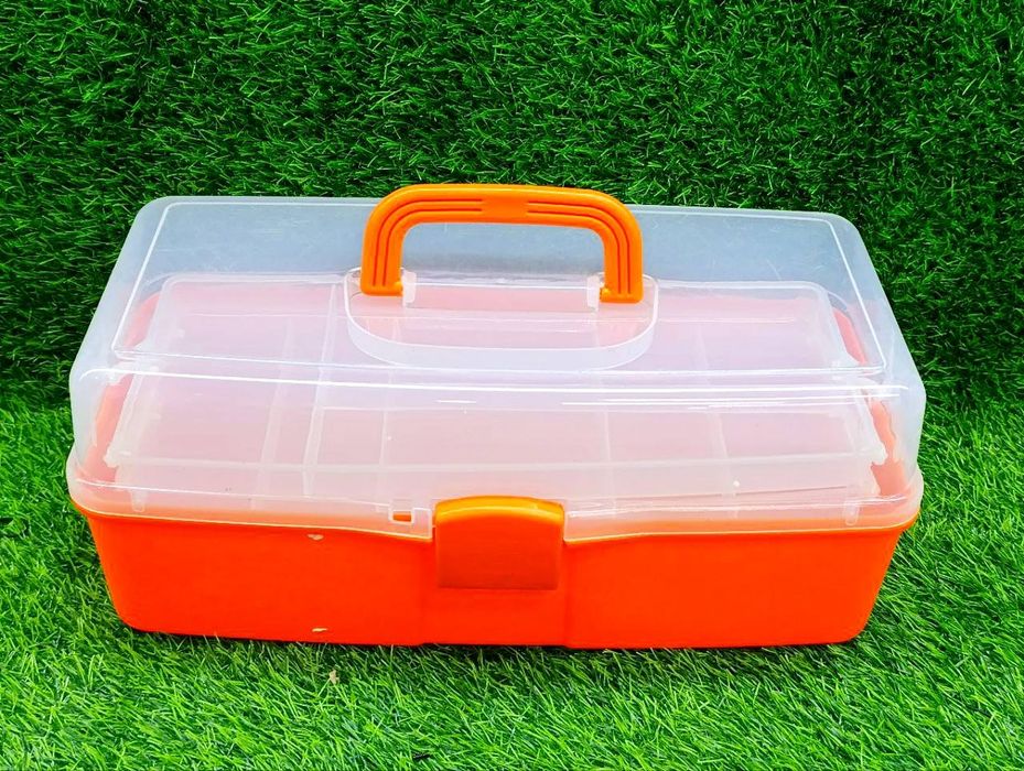 Ящик для инструментов пластмассовый
