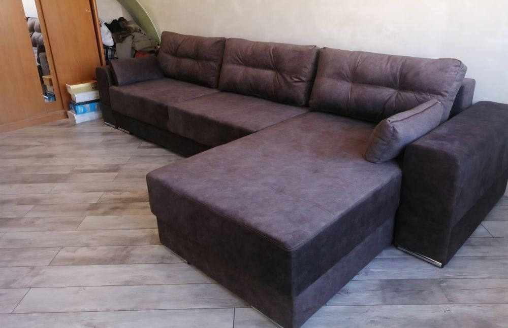 Продам диван в хорошем состоянии