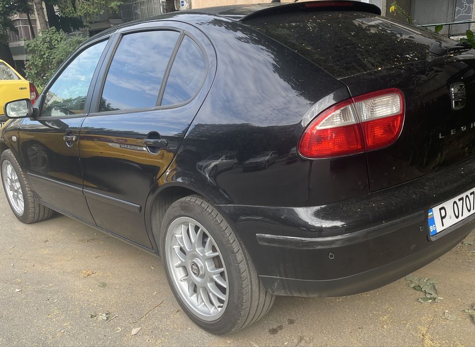 Seat Leon  1.M    1,6 бензин