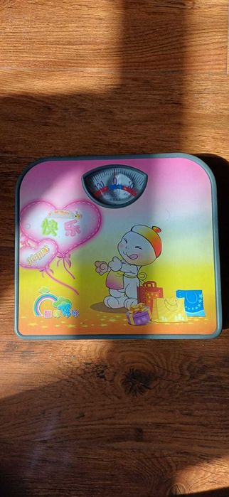 Весы напольные веселые. Новые в коробке.