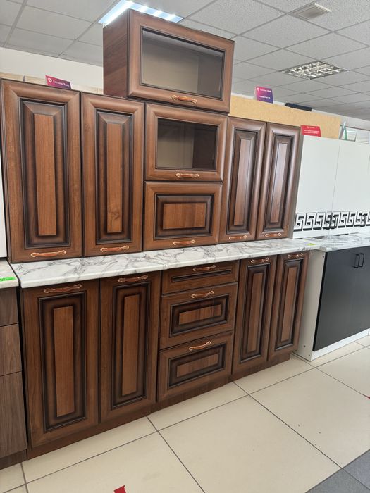 Кухонный гарнитур новый 2.3 м