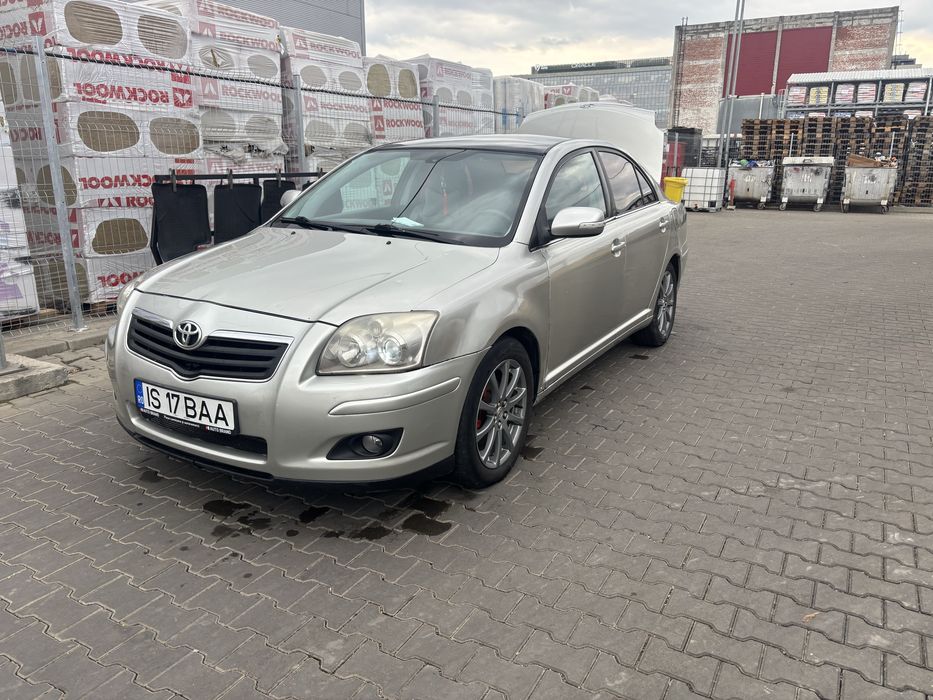 TOYOTA Avensis