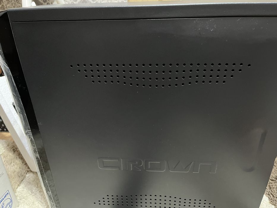Продаю компьютер crown и монитор