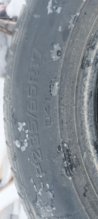 Продам комплект резины