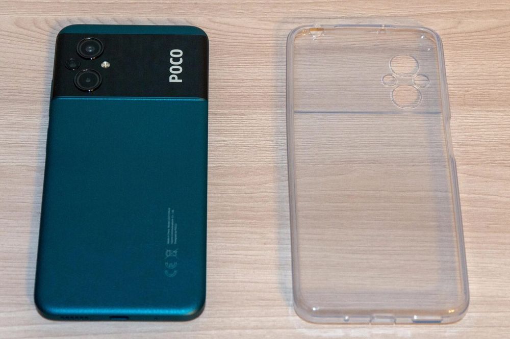 Телефон  Poco m5