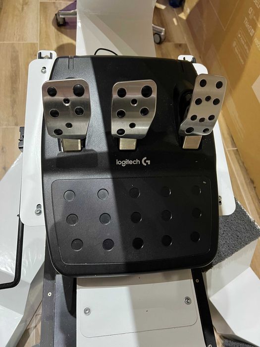 Logitech G27 Волан + Педали