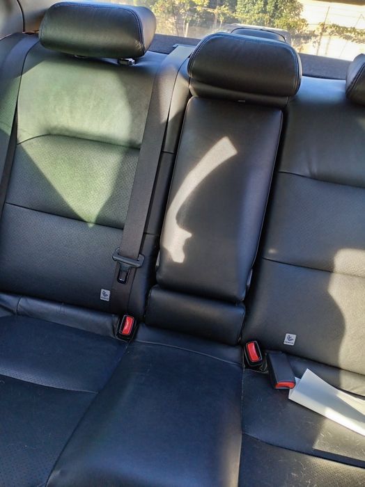 Subaru Legacy 2.0 R