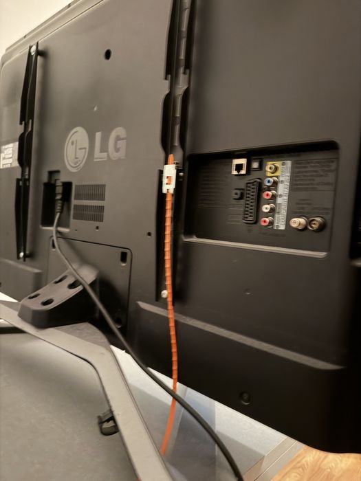 Телевизор LG 47 Smart