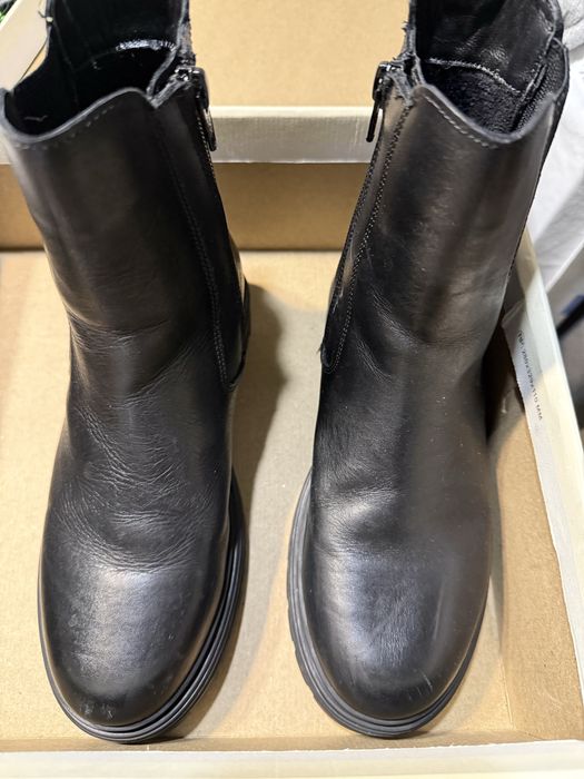 Боти естествена кожа 35 номер