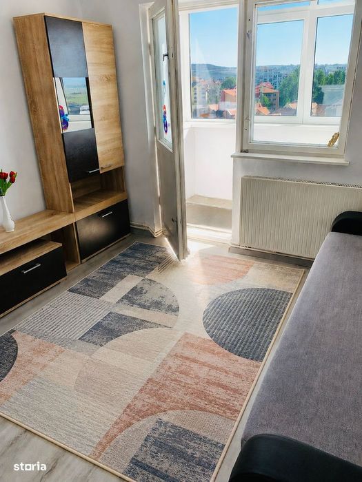 Apartament 2 camere decomandat,zona Mihai Viteazul