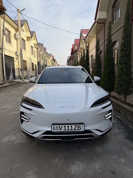 BYD champion 605 Honor pozitsa Toshken shaharga nasiya savdoga berilad