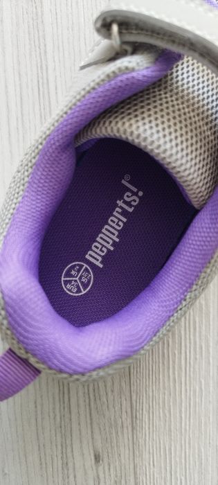 Adidași noi fete mărime 34