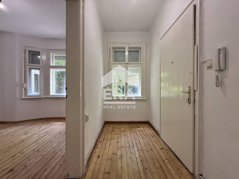 Дава се под наем Четиристаен апартамент в София, Център - 85 кв.м за 800 € - Снимка #5
