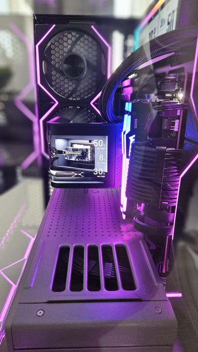 Pc Gaming Amd 9800 x3D 32GB DDR5 2T SSD m2 9070 XT Nitro Lian Li