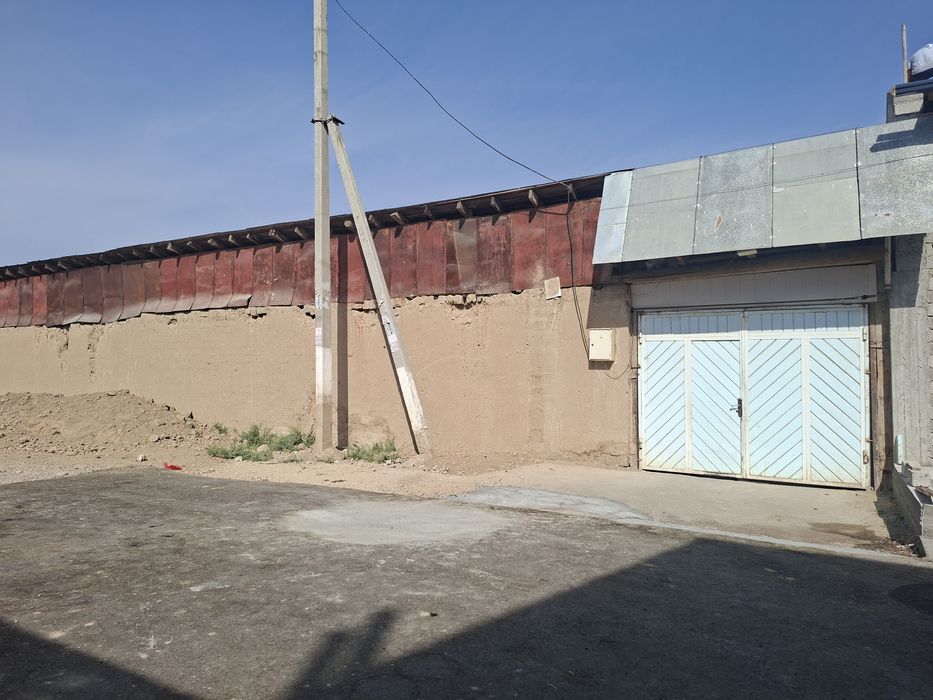 Мехнат ёнидиги куча Янги 16 йилликда участка сотилади 3 сотих 2 с захв