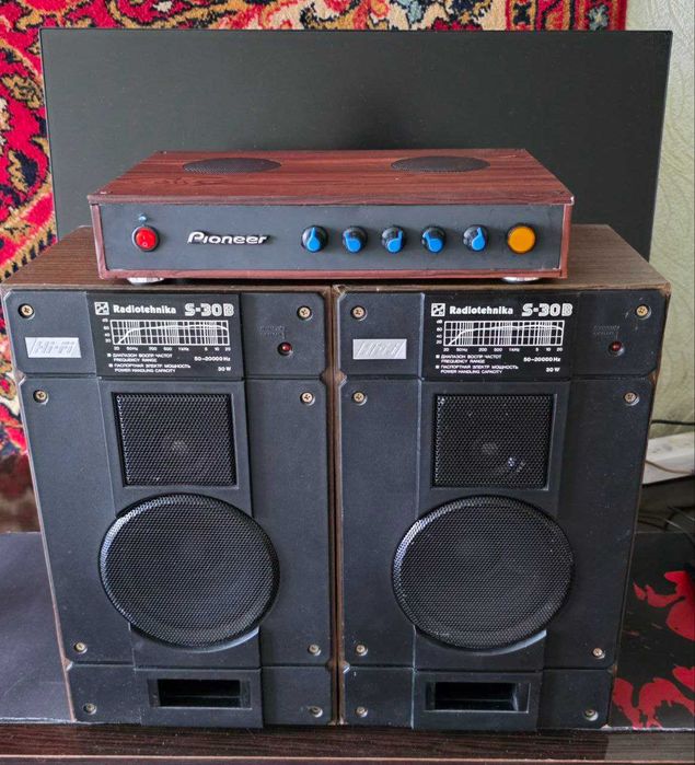 Продам колонки S30B с усилителем