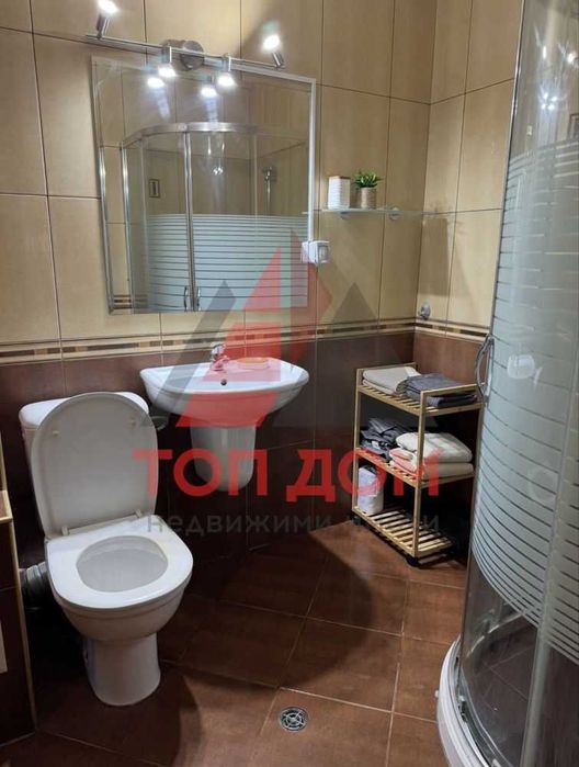 Дава се под наем Тристаен апартамент в Варна, Гръцка махала - 120 кв.м за 1000 € - Снимка #12