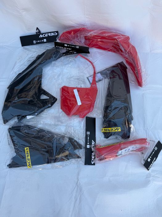 Crf 250/450 plasticuri acerbis carene