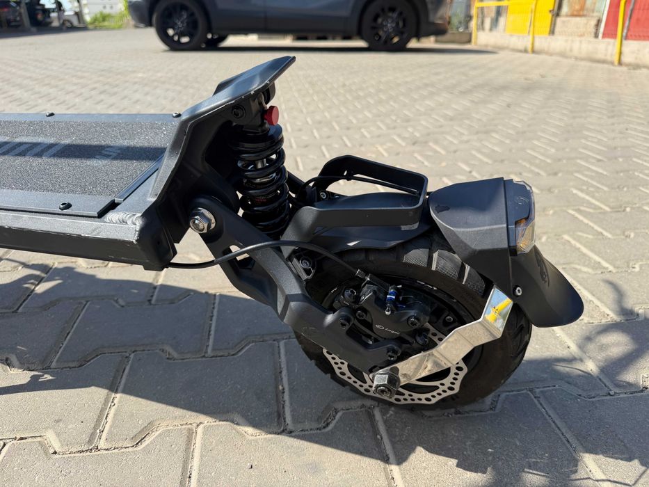 Trotineta electrica Nami Klima MAX (60V 30Ah LG) + Upgrade Amortizor Direcție + Accesorii