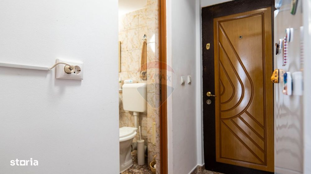 Garsonieră în vilă modernă (2015) | Liniște și intimitate