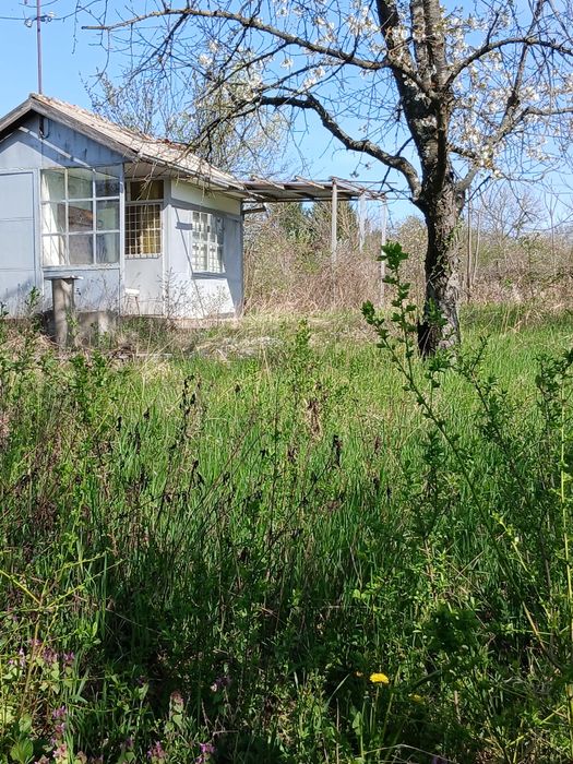 Вила за продажба