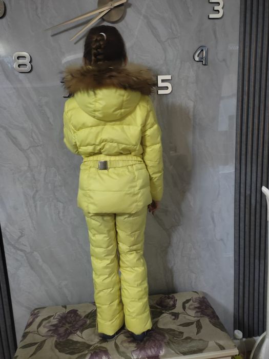 Продам комплект на девочку